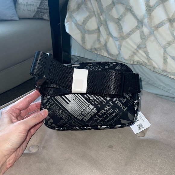 NEW Lululemon Unisex 1L Manifesto Everywhere Belt Bag Sling Bag Grey Fanny Pack - Picture 7 of 9